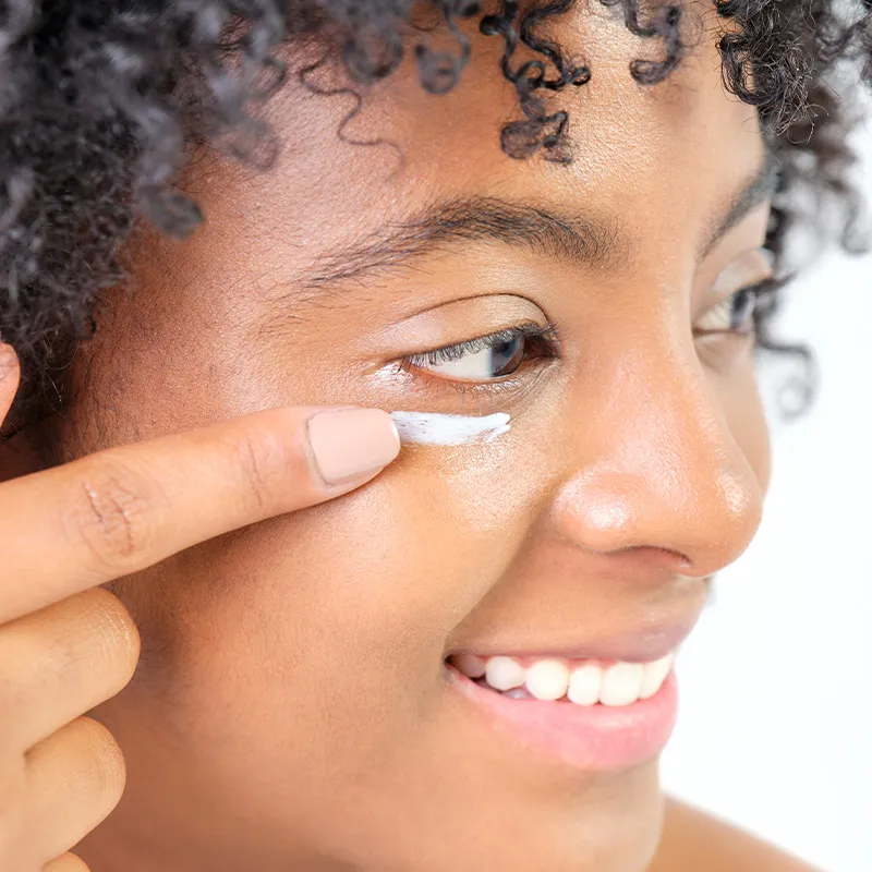 Augenpflege – Stufe 4 der KS Beauty Pflegeroutine